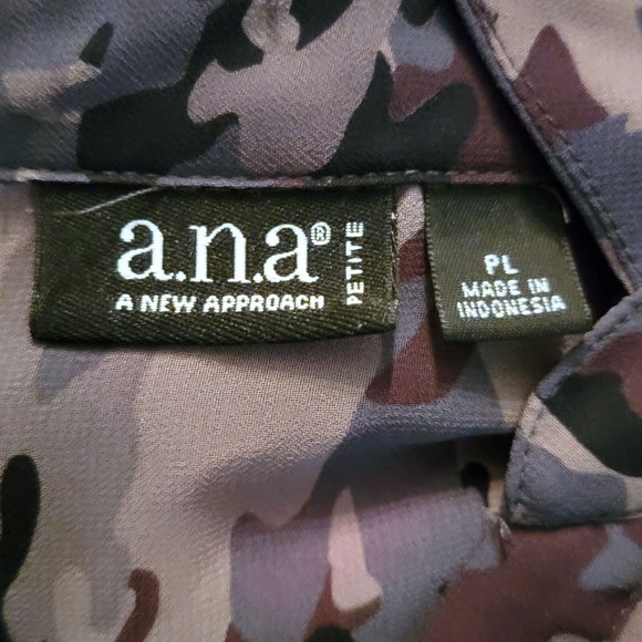 a.n.a Womens Camo Long Sleeve Pockets Collared Button Up Shirt Size PL - Picture 5 of 5